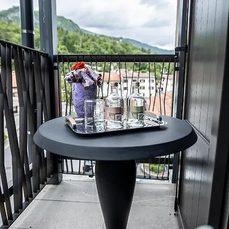 Hotel Hvala Superior - Topli Val 3*